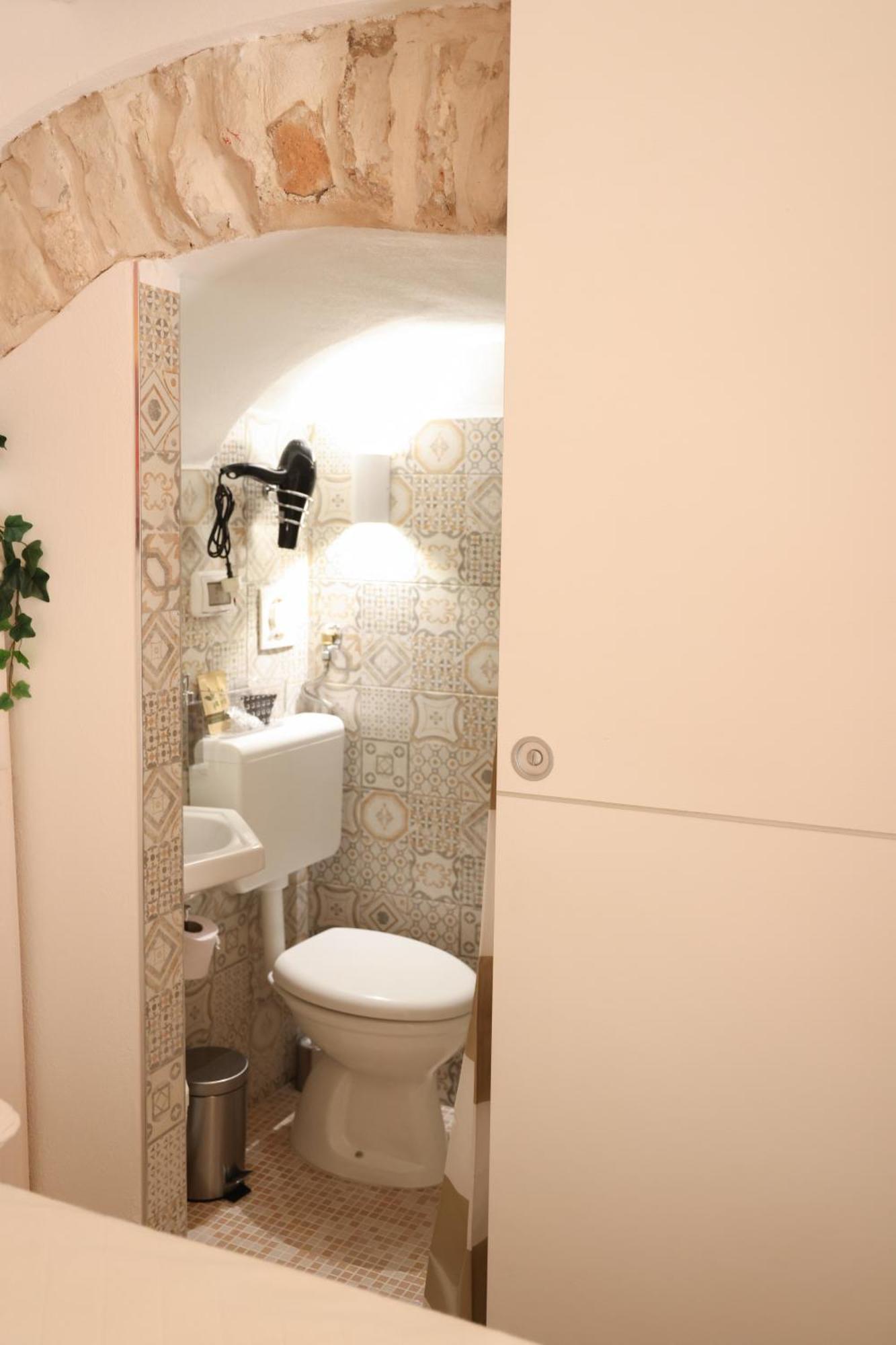 Room 20 - Piccola Camera In Pietra Bianca Giovinazzo Ngoại thất bức ảnh